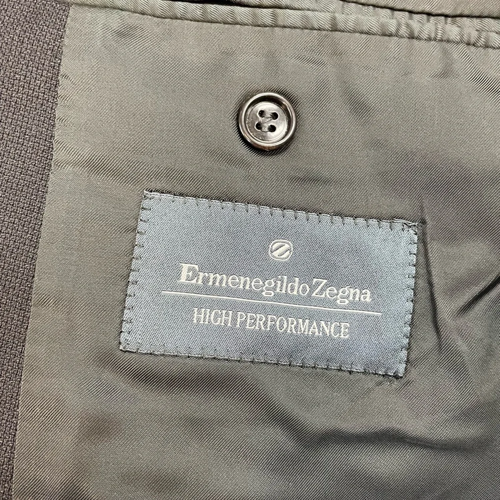 Ermenegildo Zegna Made in‎ Italy Finely Textured Wool Suit Jacket in Black 46 R